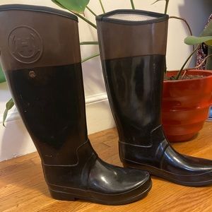 Size 8 Hunter Rainboots